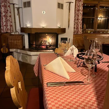 Fex Hotel 3*