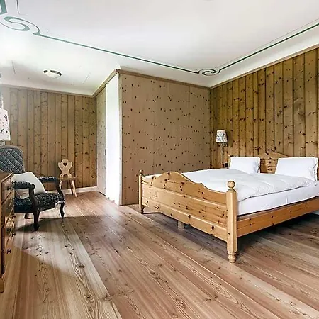 Fex Hotel 3*